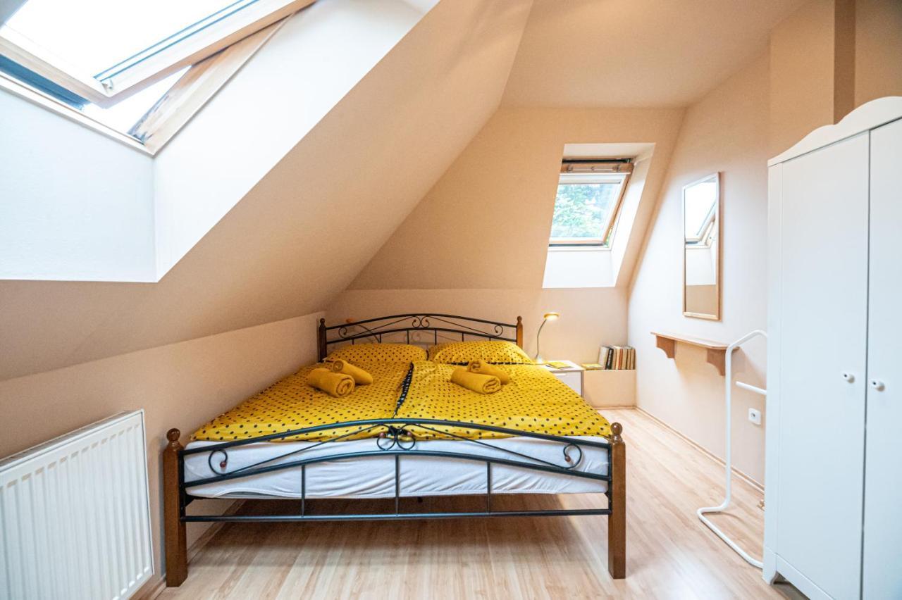 Homestay Lumir